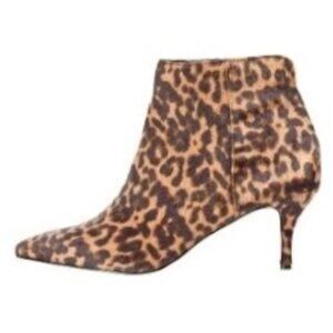 Charles David Accurate Leopard Faux Fur Booties Size 9.5